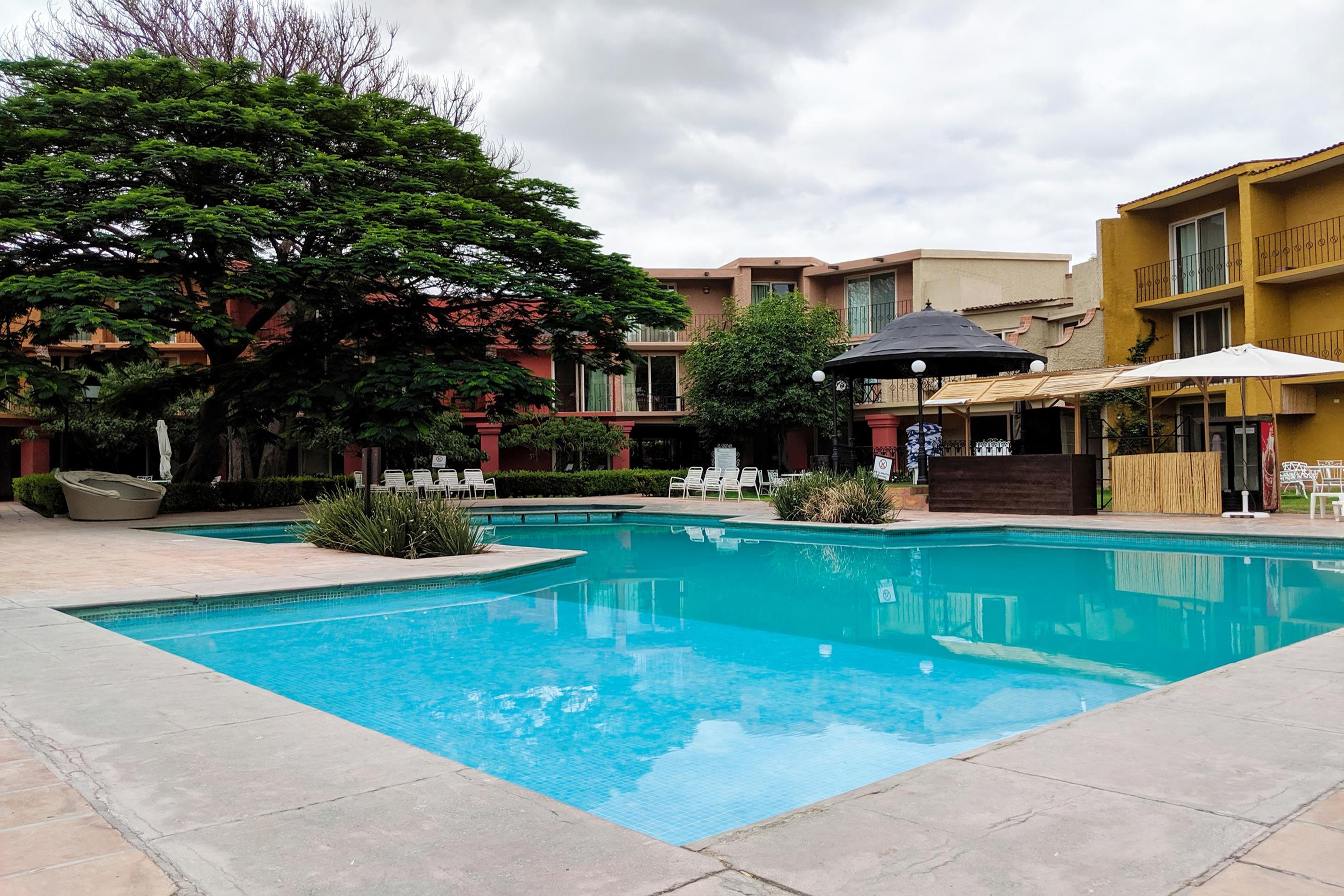 Real De Minas San Miguel De Allende Ngoại thất bức ảnh The pool at the hotel