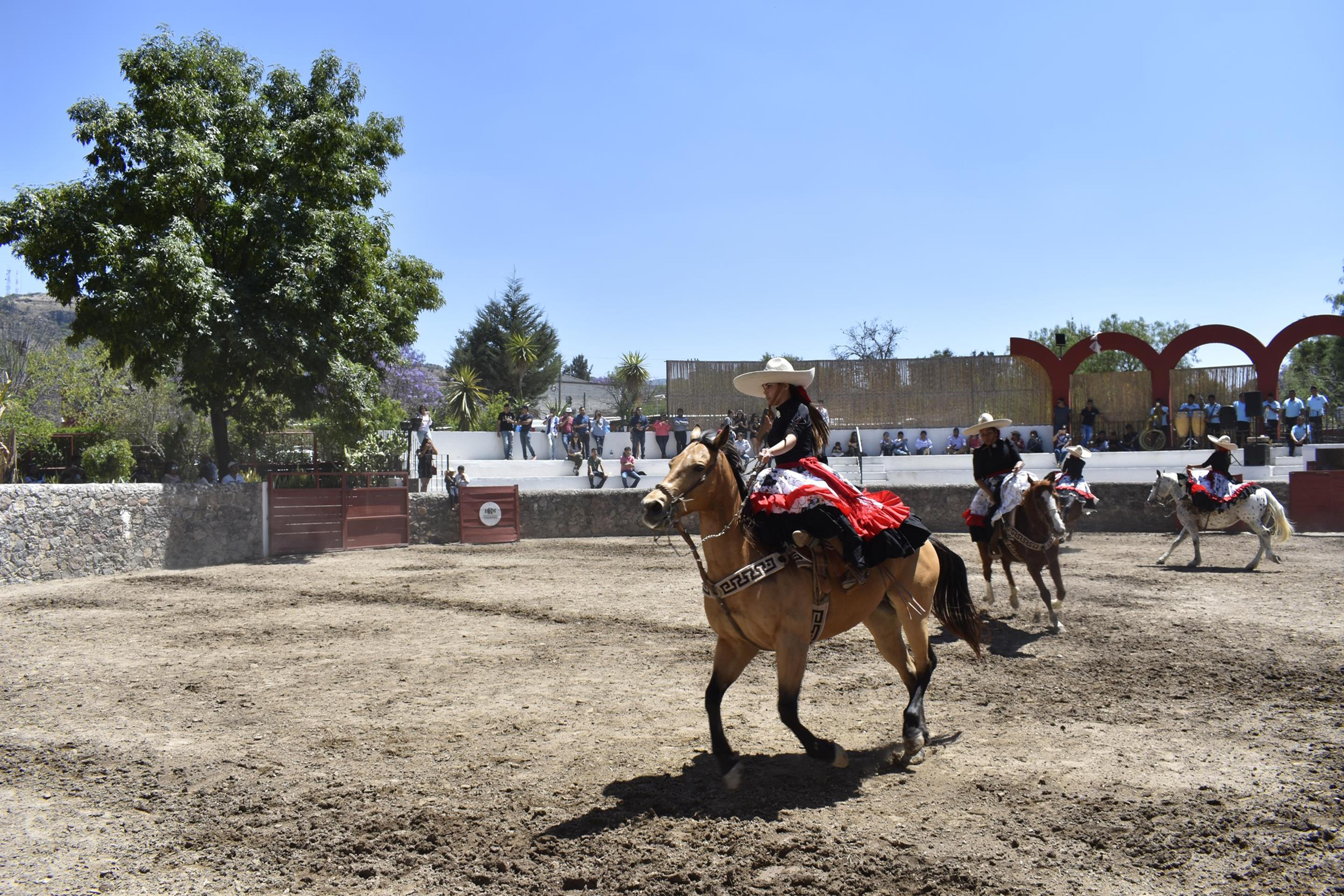 Real De Minas San Miguel De Allende Ngoại thất bức ảnh Charros in Charra show