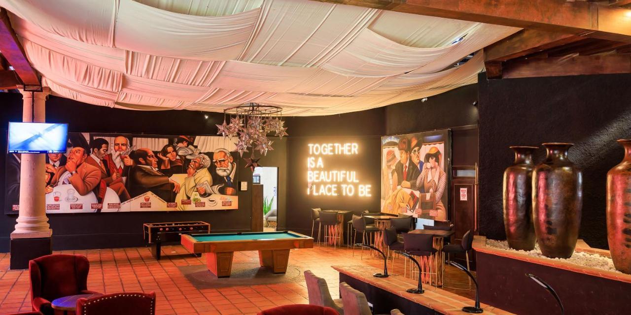 Real De Minas San Miguel De Allende Ngoại thất bức ảnh The interior of the 2007-2010 location of the club